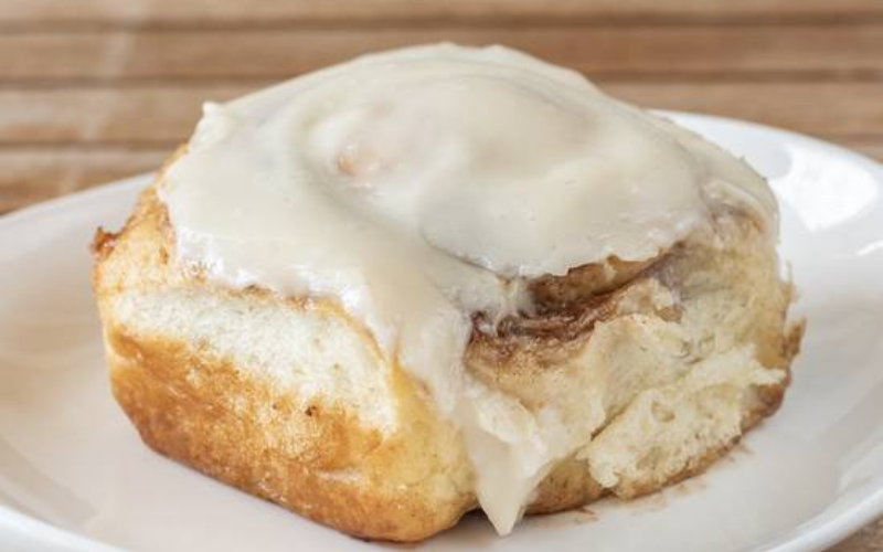 holi vegan kitchen cinnamon bun day